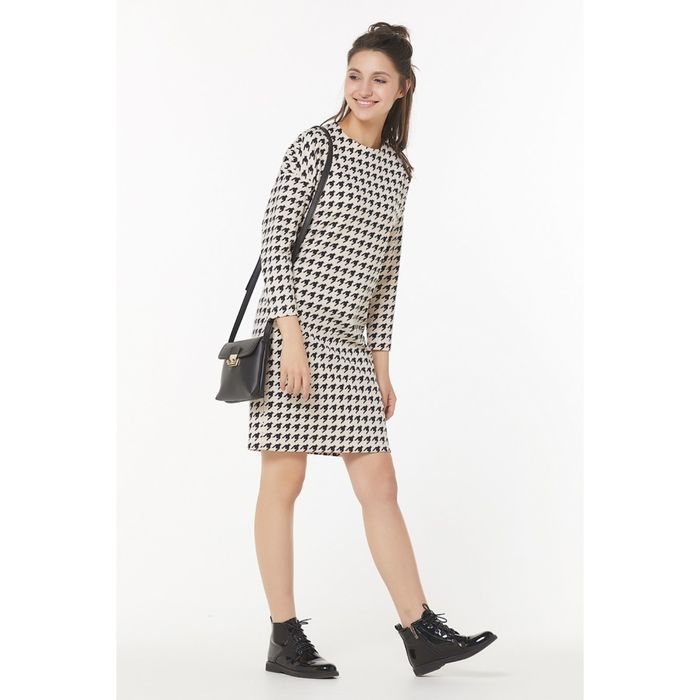 Платье женское, размер 48, цвет бежевый 102-07