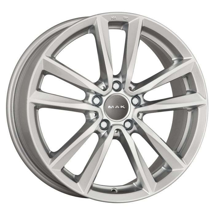 Диск MAK Bremen 7,5x17 5x112 ET52,5 d66,6 Silver (F7570BCSI53WS6X)