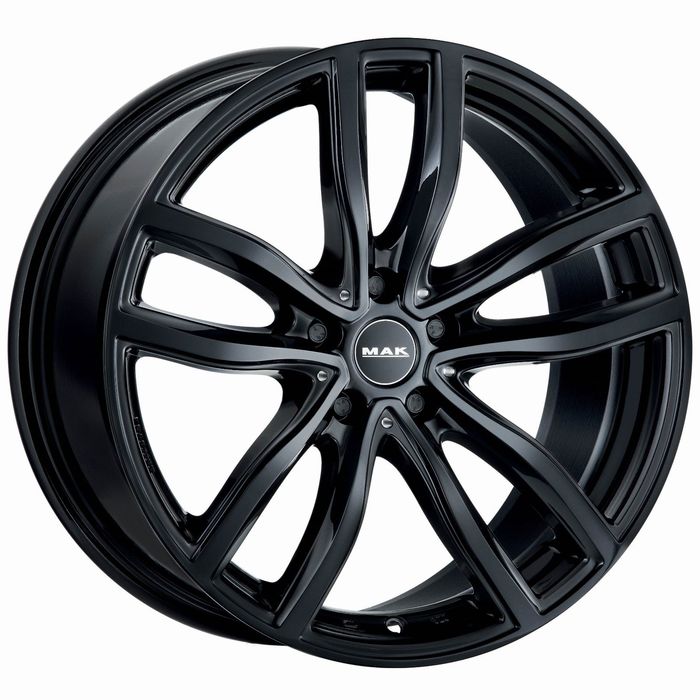 Диск MAK Fahr 8,0x18 5x112 ET57 d66,6 Gloss Black (F8080FHGB57WS6X)