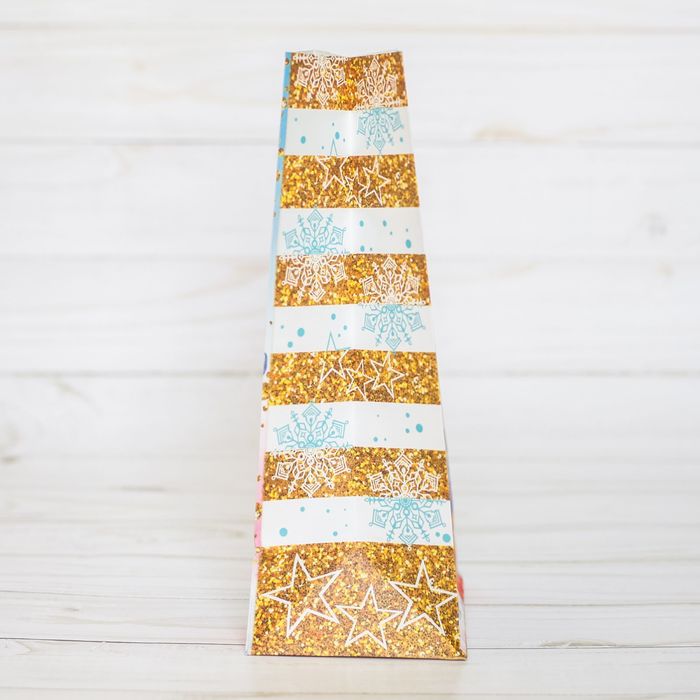 Пакет подарочный без ручек «Удивительных чудес в новом году», 10 × 19,5 × 7 см