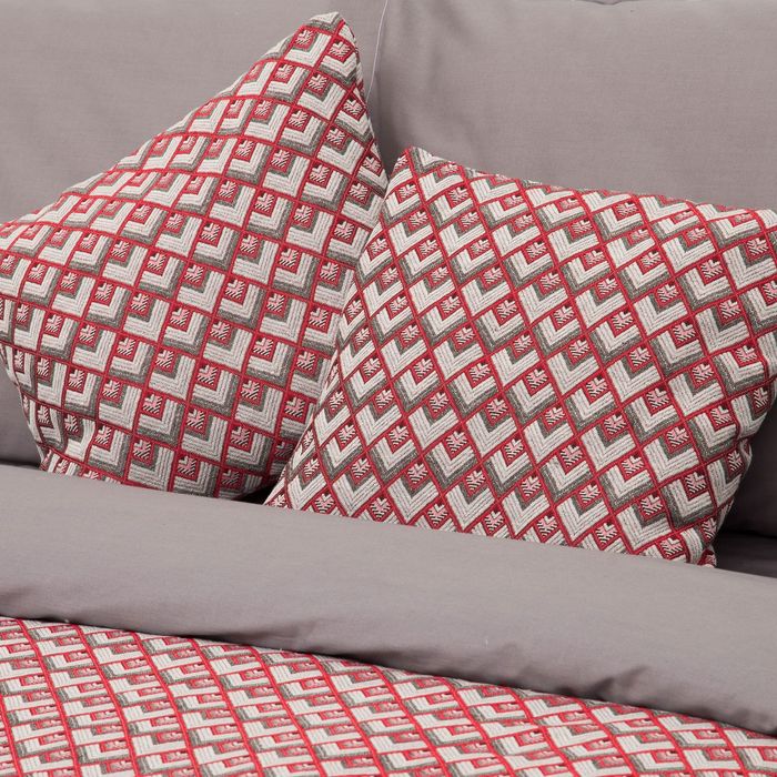 Наволочка декоративная "Этель" Розовые ромбы 40х40 ± 2 см