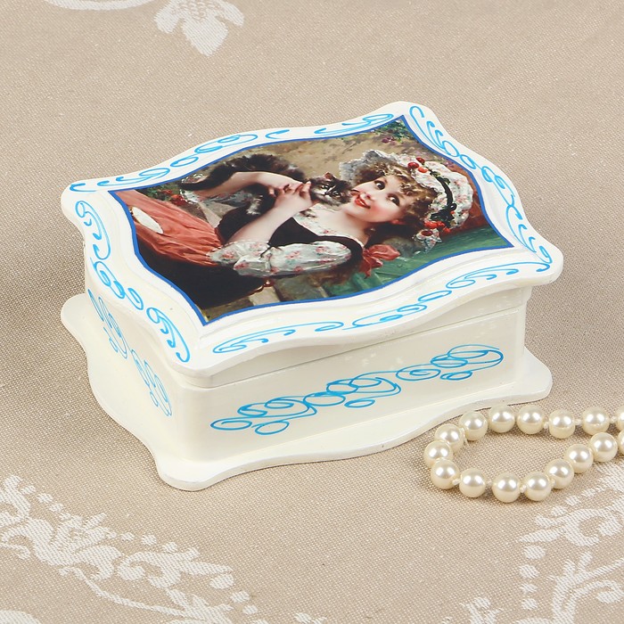 Шкатулка «Девочка с котёнком», белая, 10,5х13 см, лаковая миниатюра