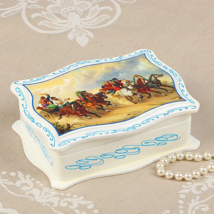 Шкатулка «Гонки на тройках», белая, 12,5х16,5 см, лаковая миниатюра