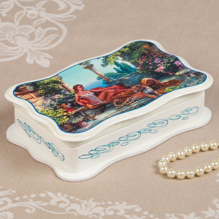 Шкатулка «Сюжет», белая, 11×17,5 см, лаковая миниатюра