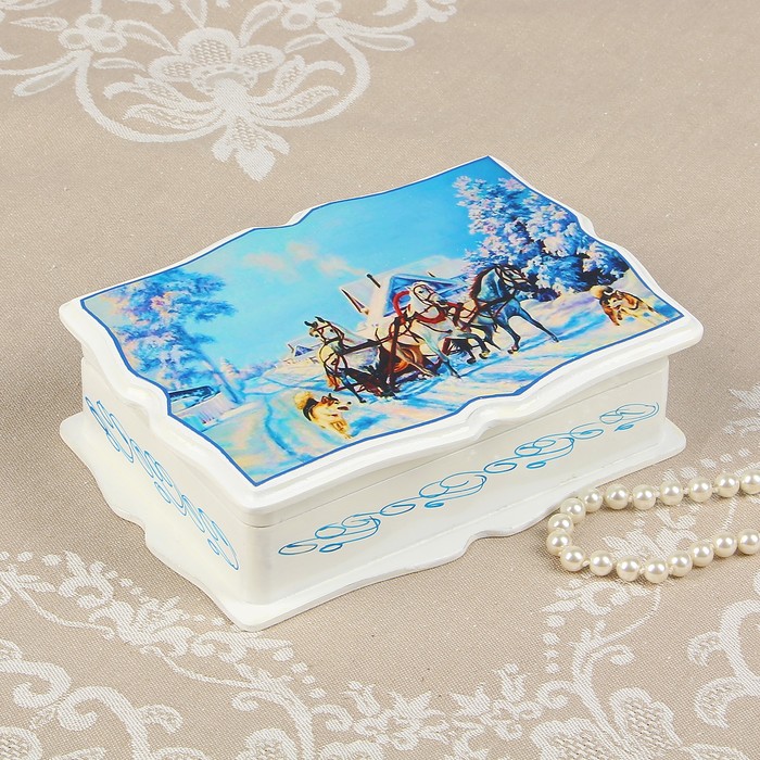 Шкатулка «Снежная тройка», белая, 13×18 см, лаковая миниатюра