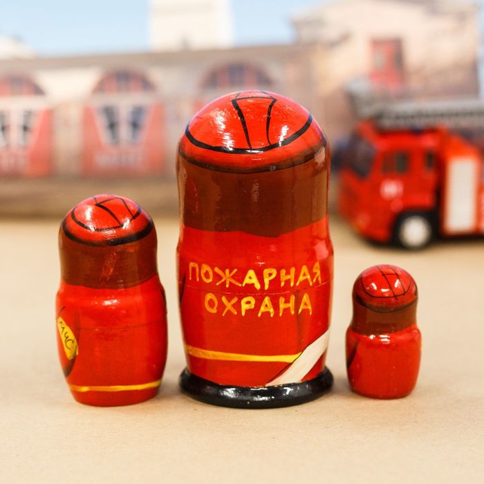 Матрёшка 3 кукольная "Пожарный"