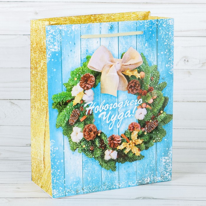 Пакет ламинированный вертикальный «Новогодний венок», 12 × 15 × 5,5 см