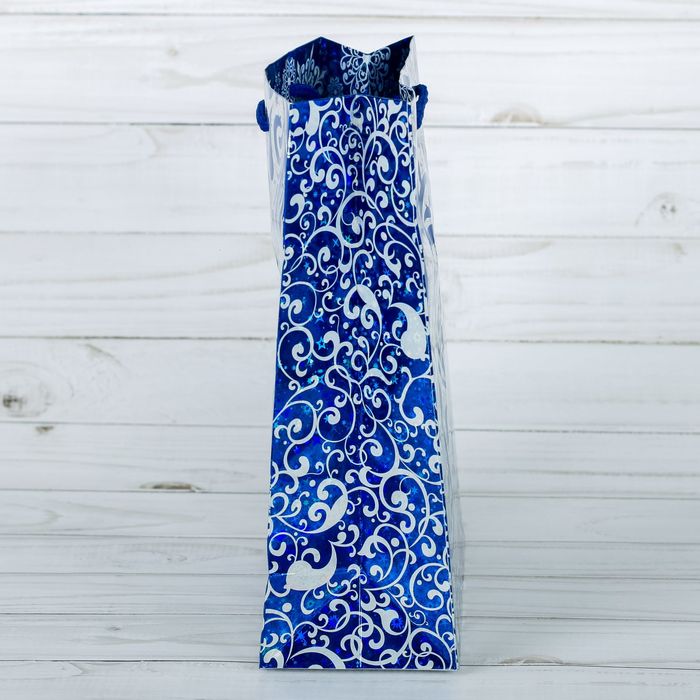 Пакет подарочный голография вертикальный «Чудесного Нового Года», 18 x 23 × 8 см