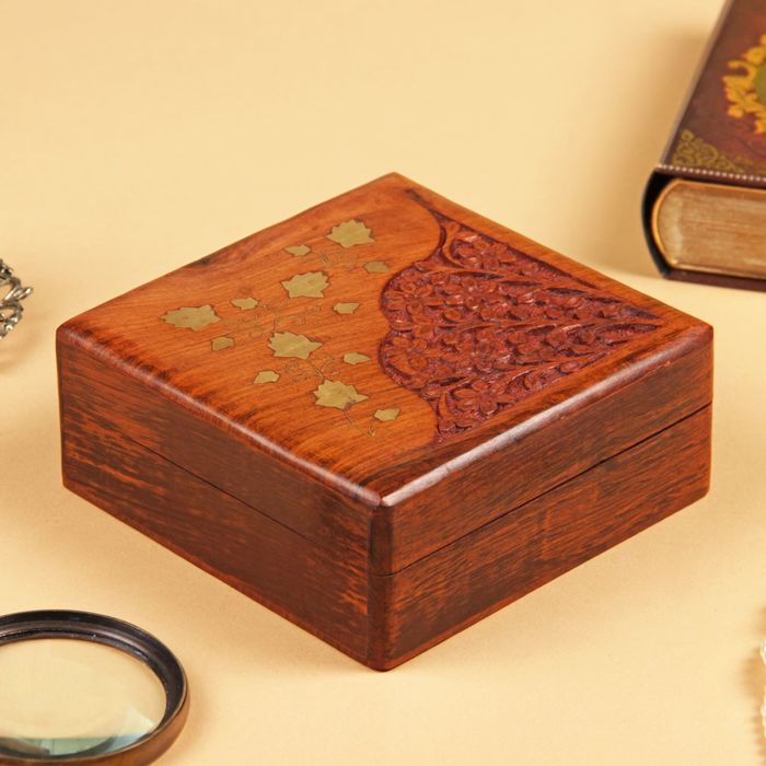 Шкатулка резная Индия "Веточка"