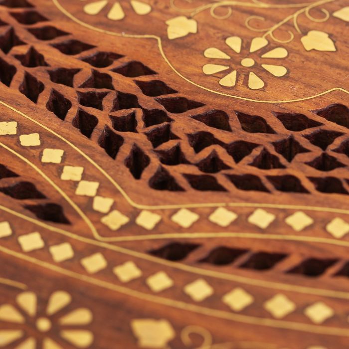 Стол дерево резной "Око" 54х75х45 см