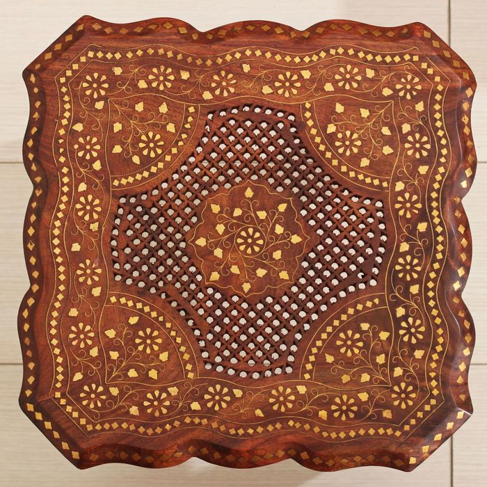 Стол дерево резной "Квадрат" 37х37х37 см