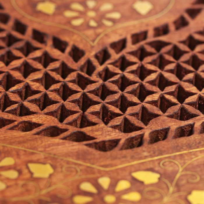 Стол дерево резной "Ромб" 40х46х46 см