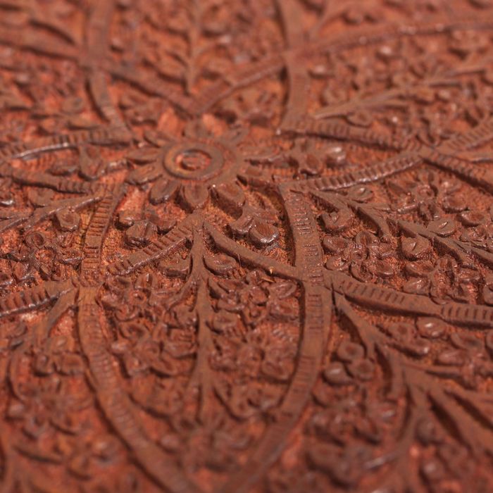 Стол дерево резной "Лепестки" 39х37х37 см