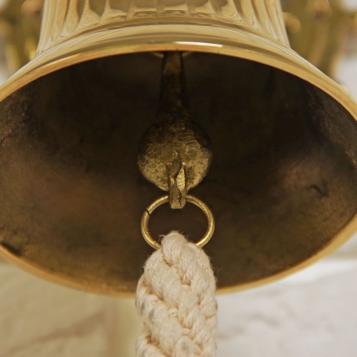 Рында латунь "На штурвале" 17х14х10 см