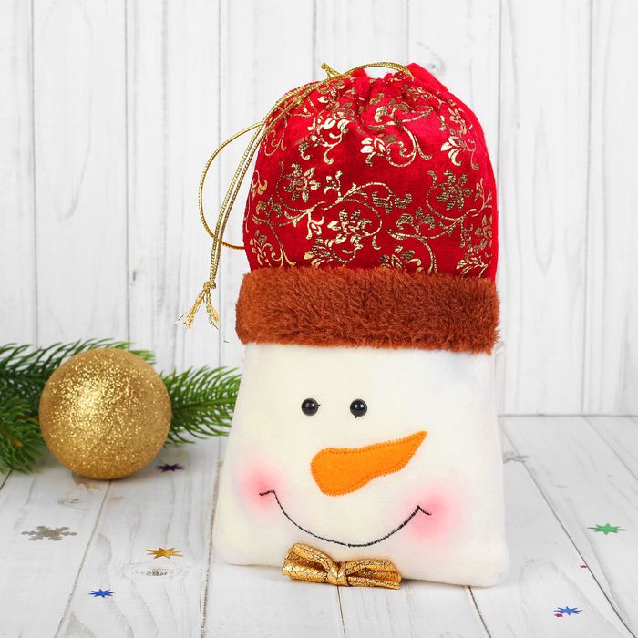 Подарочная упаковка "Снеговик" с бабочкой, вместимость 500 грамм