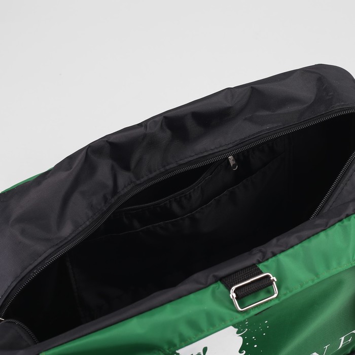 Сумка спортивная на молнии, крепление для коврика, 1 отдел, 2 наружных кармана, цвет чёрный/зелёный