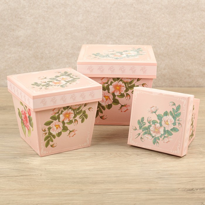 Набор коробок 3в1 "Цветы", 19 х 19 х 17 - 13 х 13 х 13 см
