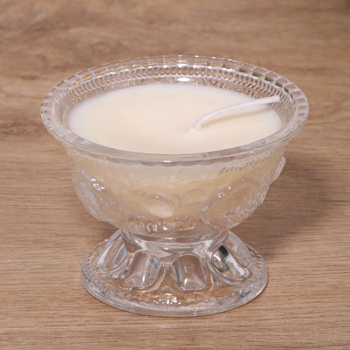 Свечи ароматическая в стекле "Очарование" 8х5,5см. жасмин