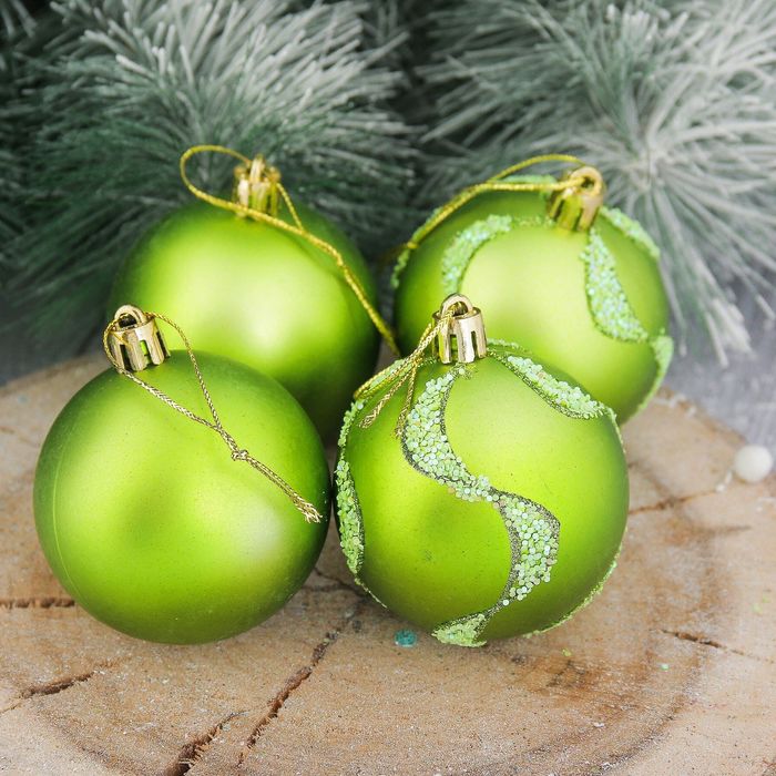 Набор шаров пластик "Вертикаль" d-6 см 12 шт зеленый