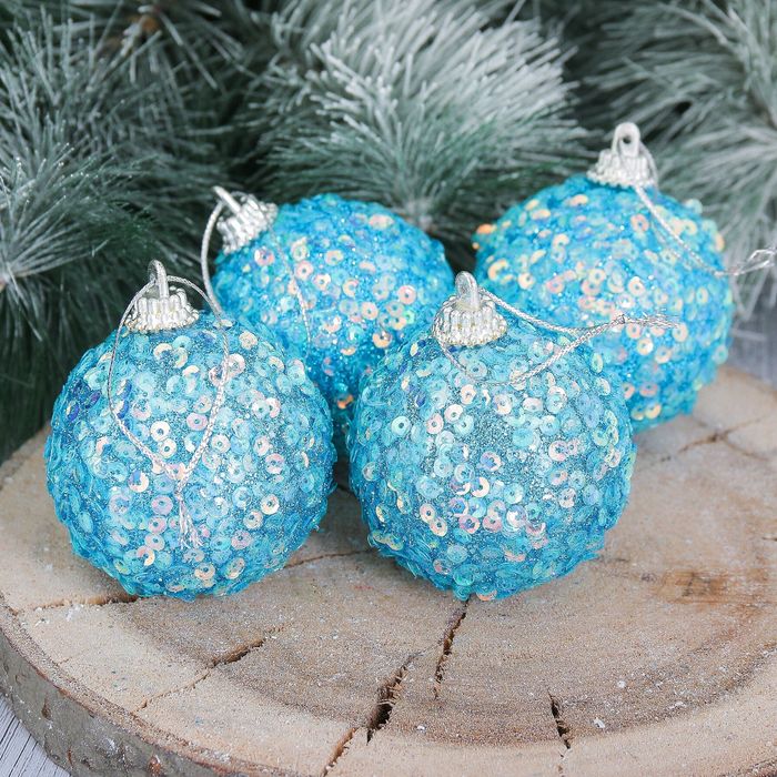 Набор шаров пластик "Голубой блеск" d-6 см 4 шт