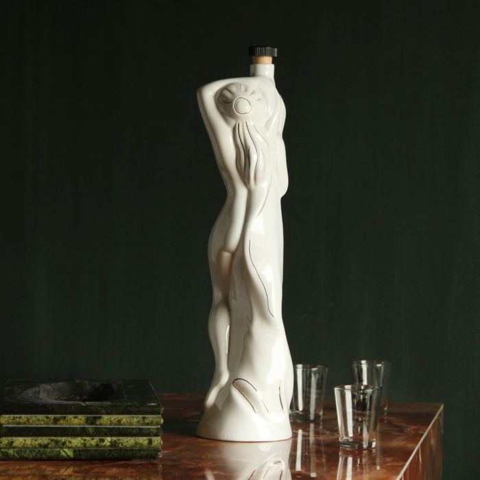 Штоф "Шарм" (Дева белая) с пробкой 1,0 л.