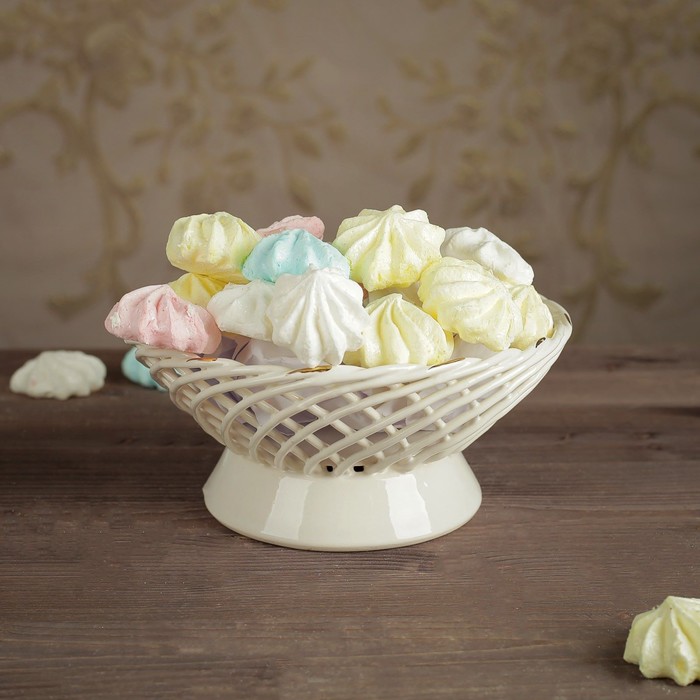 Конфетница "Поляна", белая, 18 см, микс