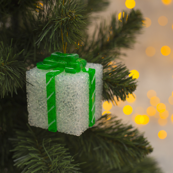 Игрушка световая "Подарок квадр." (батарейки в комплекте) 7 х 8,5 см, 1 LED, RGB, БЕЛЫЙ