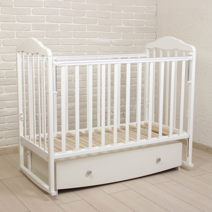 Детская кроватка «Берёзка» на маятнике, с ящиком, цвет белый