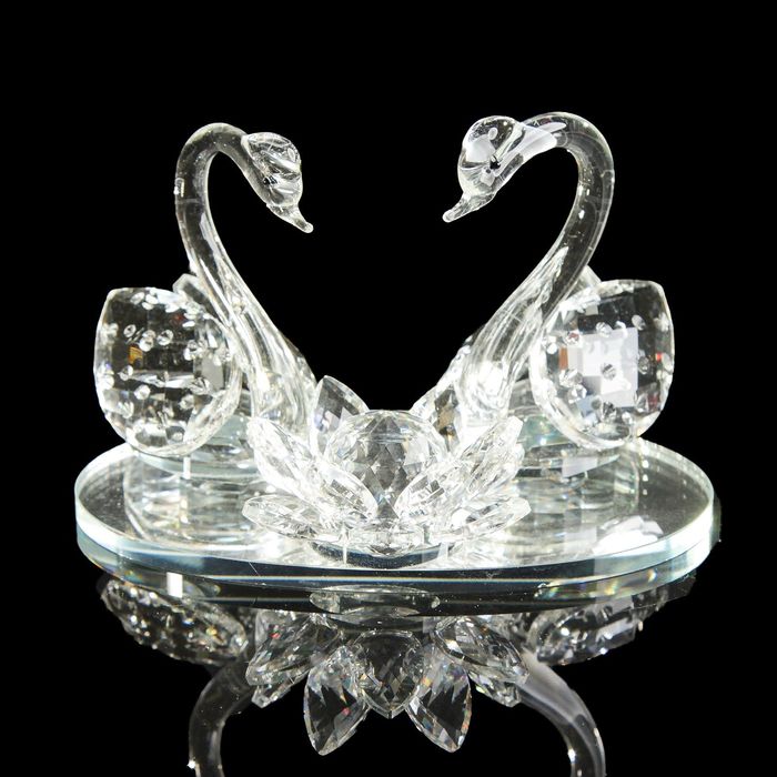 Сувенир стекло "Два лебедя с лотосом" 7,5х11,5х7,5 см