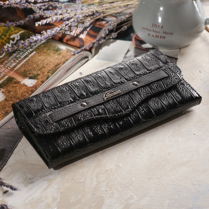 Кошелёк женский, 4 отдела, для монет, вкладыш для карт, наружный карман, цвет чёрный