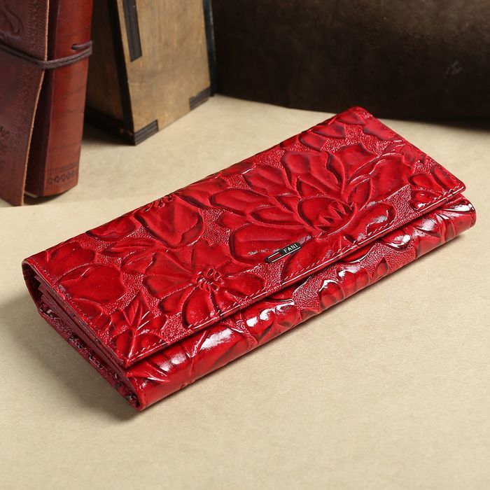 Кошелёк женский, 7 отделов, для карт, для монет, наружный карман, цвет красный