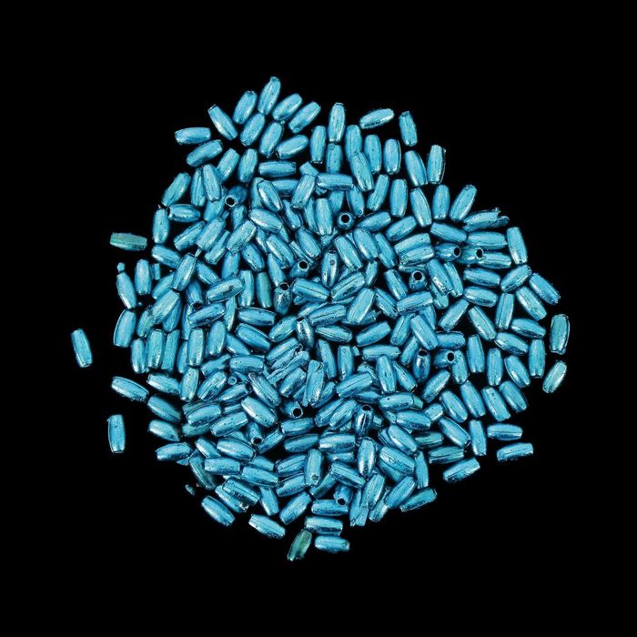 Бисер пластик "Металлический синий" 0,6х0,3 см 8 гр