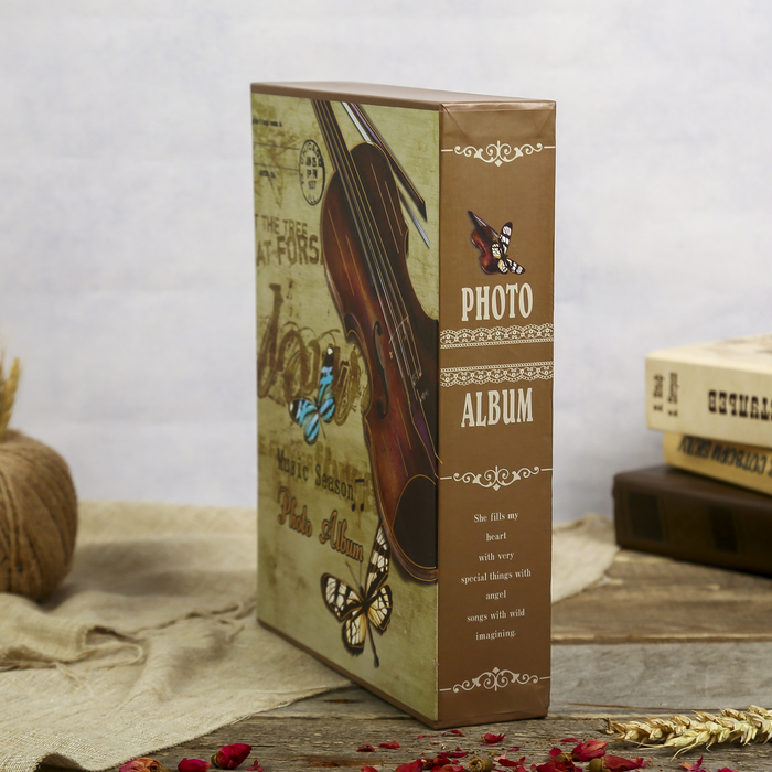 Фотоальбом на 100 фото 10х15 см "Музыкальный инструмент" в коробке МИКС 26,5х21х5,5 см