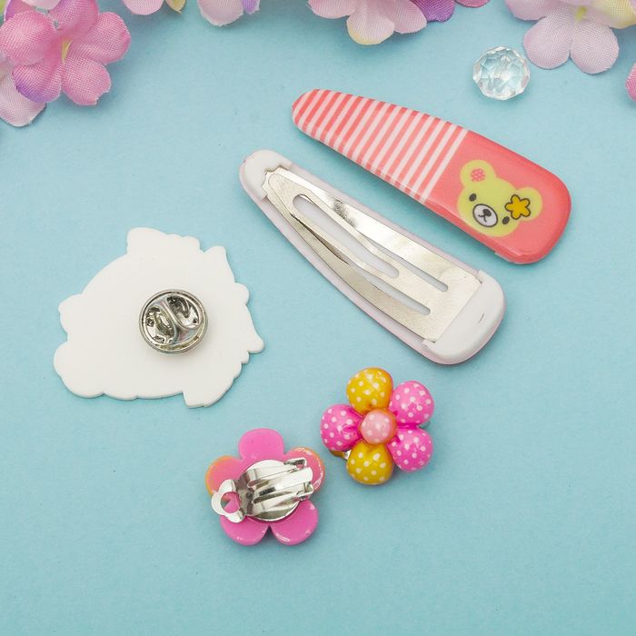 Набор детский "Выбражулька" 4 предмета: 2 заколки, клипсы, брошь, клубничка, цвет МИКС