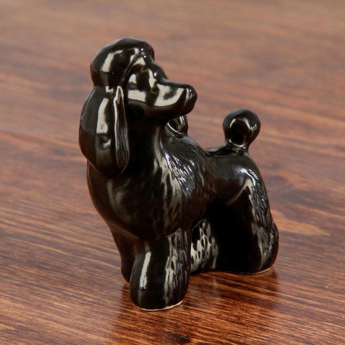 Статуэтка фарфоровая "Пудель чёрный", 9 см, авторская роспись