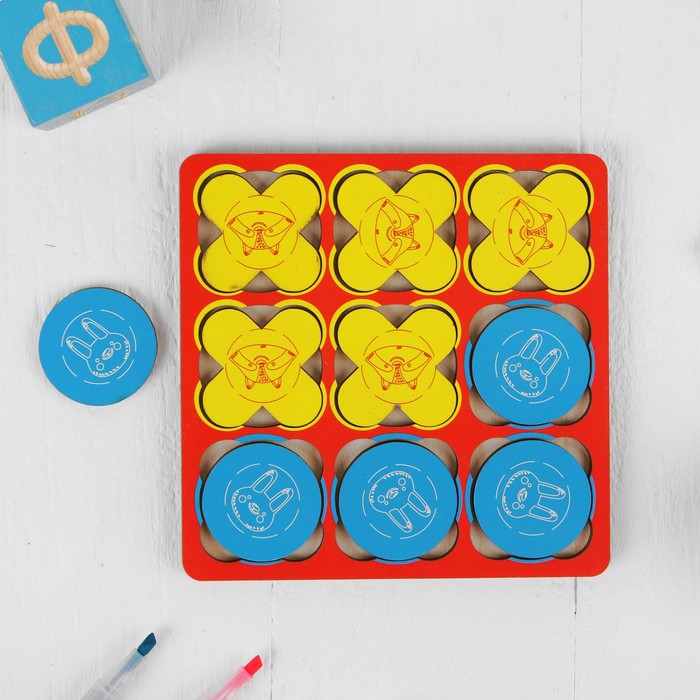 Рамка-вкладыш "Крестики - нолики"  цвета МИКС