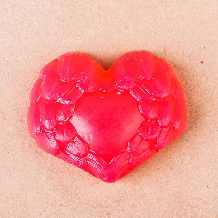 Фигурное мыло "С любовью", нежная малина