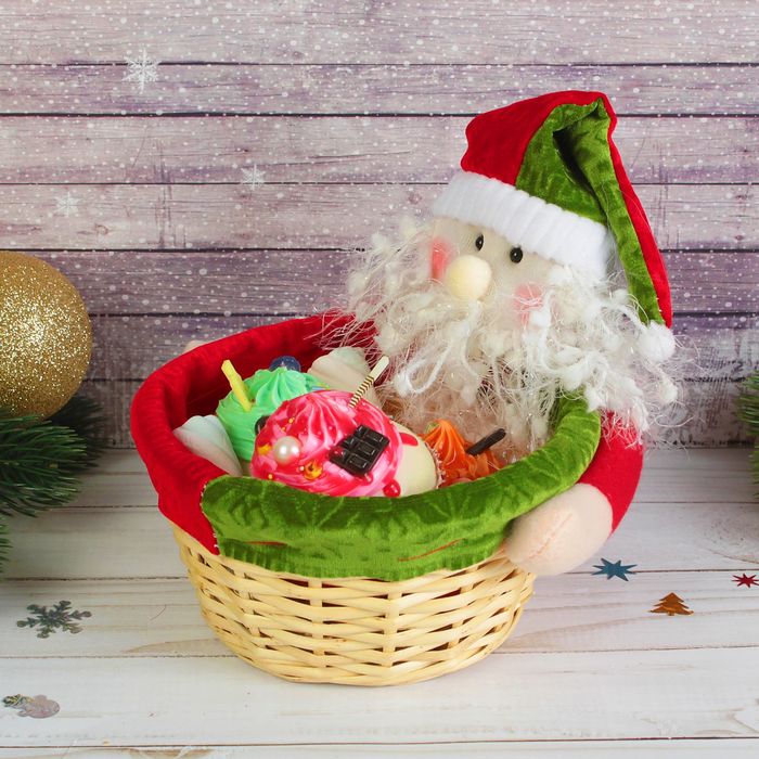 Конфетница "Дедушка Мороз", кантик по краю, вместимость 300 г