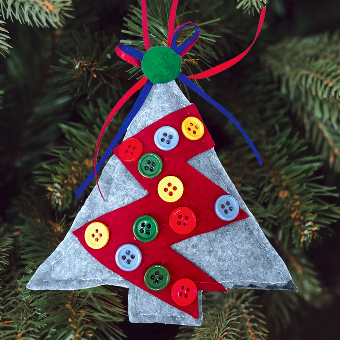 Набор для создания подвесной елочной игрушки из фетра "Елочка с пуговками"