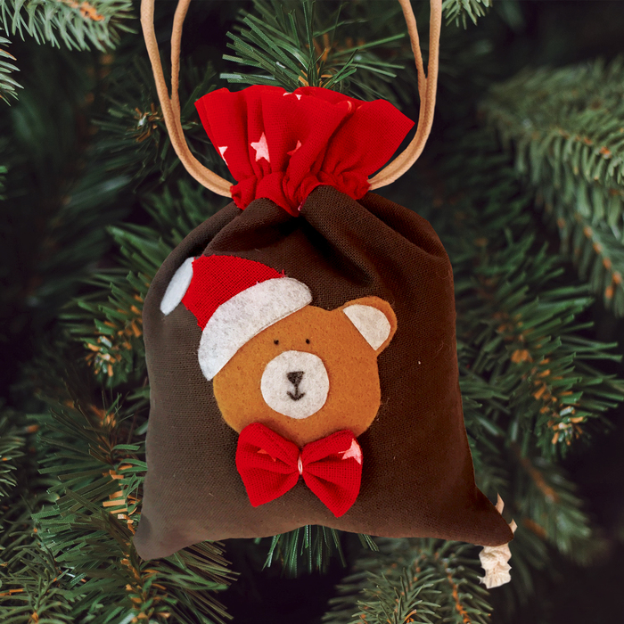 Набор для создания мешочка для новогоднего подарка "Мишка в колпачке"