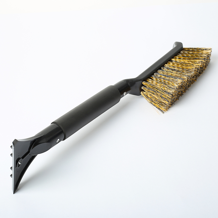 Щетка-сметка со скребком и мягкой ручкой, са-82