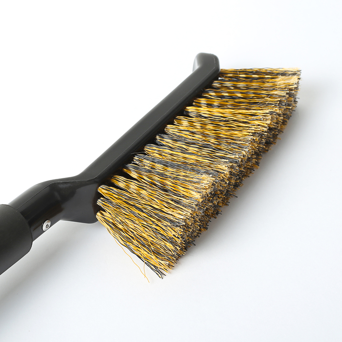 Щетка-сметка со скребком и мягкой ручкой, са-82