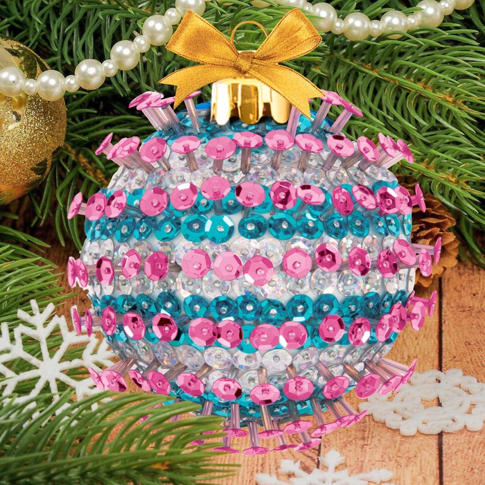 Новогодний шар с пайетками №5