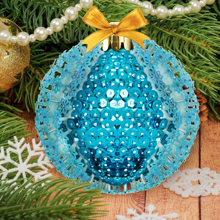 Новогодний шар с пайетками №6