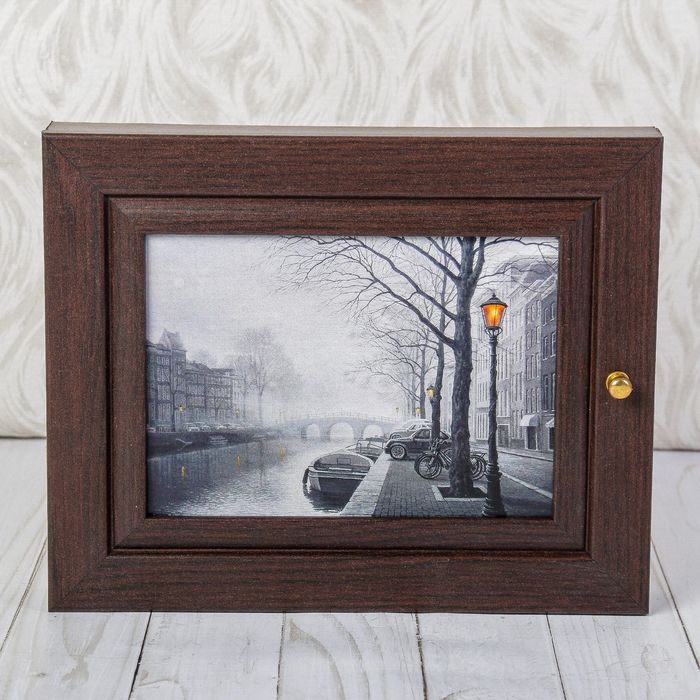 Ключница "Амстердам", венге