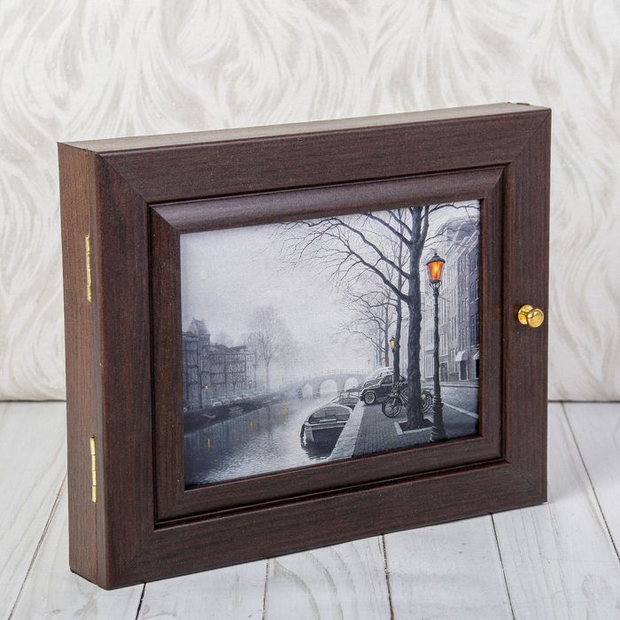 Ключница "Амстердам", венге