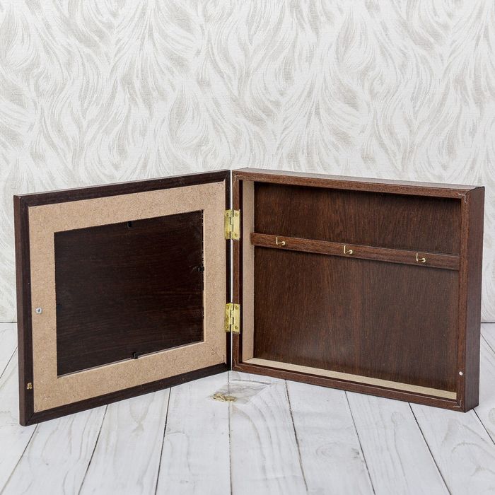 Ключница "Амстердам", венге