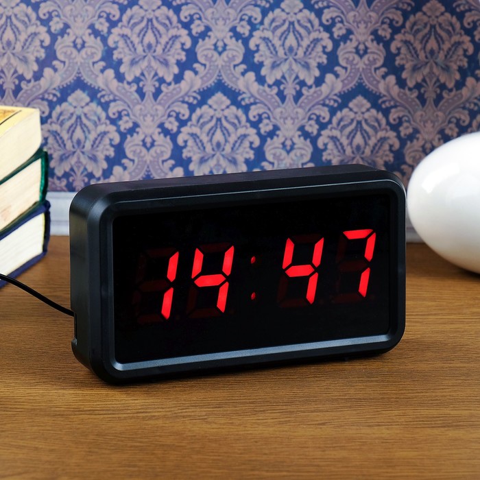 Часы настенно-настольные электронные «Классика», цифры красные, от сети, 18 х 4 х 10 см