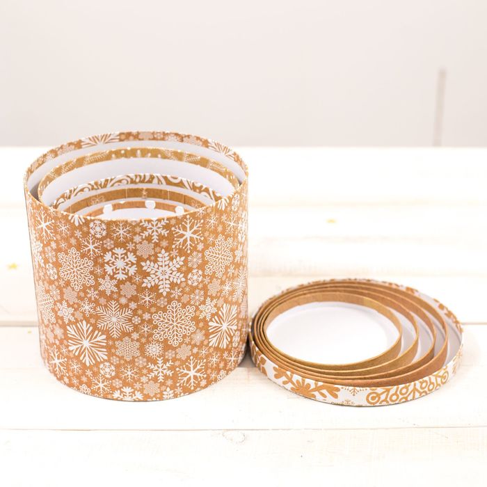 Набор коробок 5 в 1 круг "Подарки под елкой" (14 х14/16 х 16/18 х18/20 х20/ 22 х 22)