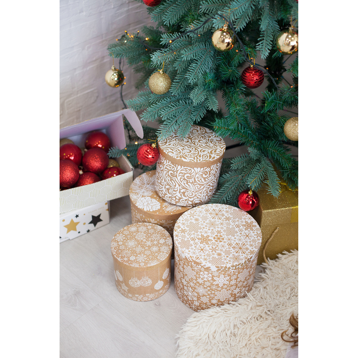 Набор коробок 5 в 1 круг "Подарки под елкой" (14 х14/16 х 16/18 х18/20 х20/ 22 х 22)